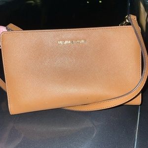 Michael Kors crossbody purse